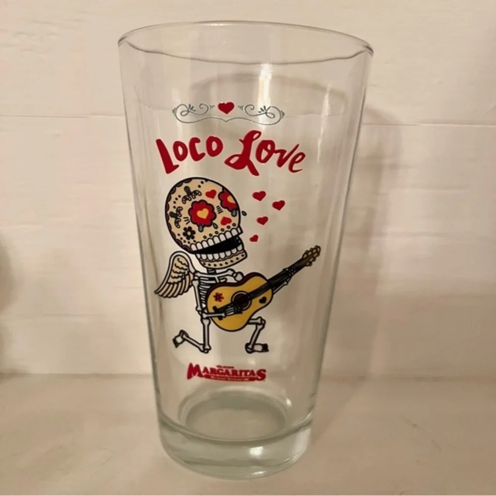 Loco Love skeleton Sugar skull playing guitar  Margarita's Valentine's glass EUC